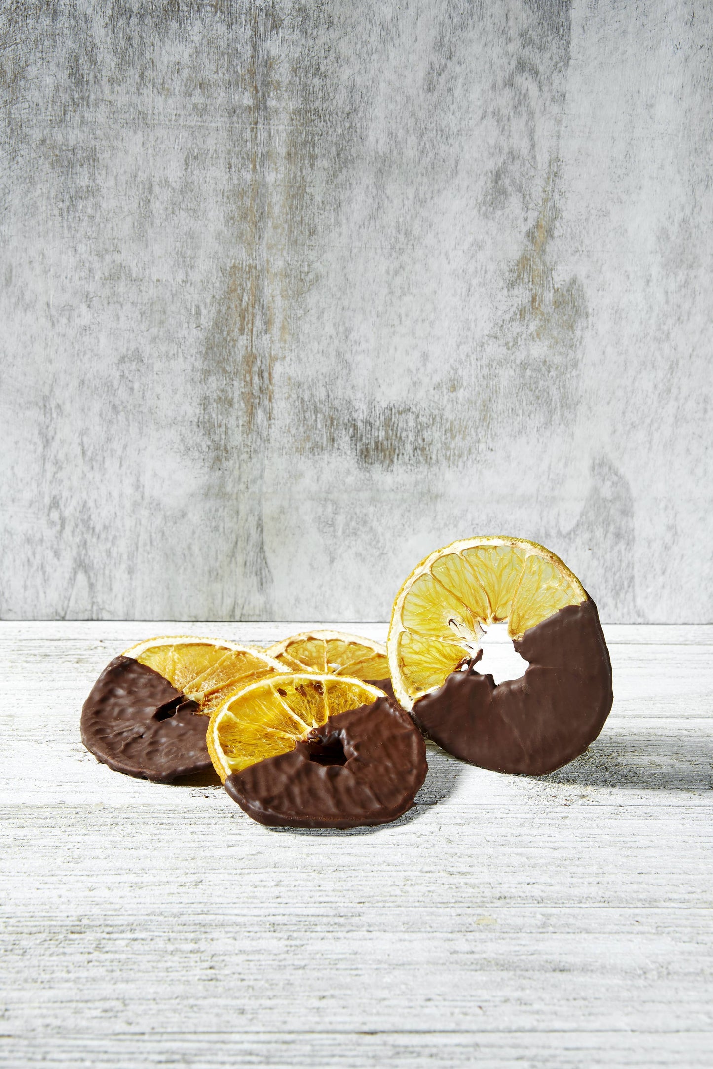 Dardimans Crispy Dark Chocolate Orange Slices | Snack Pack